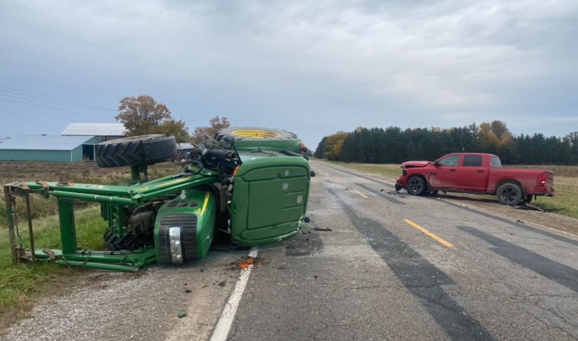 Collision sends two to hospital - Sarnia News Today